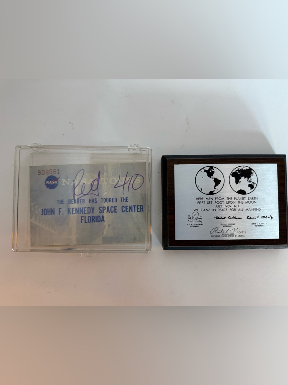 Vtg NASA July 1969 First Set Foot Upon The Moon Wood Plaque W/case - 4.5x3.5"